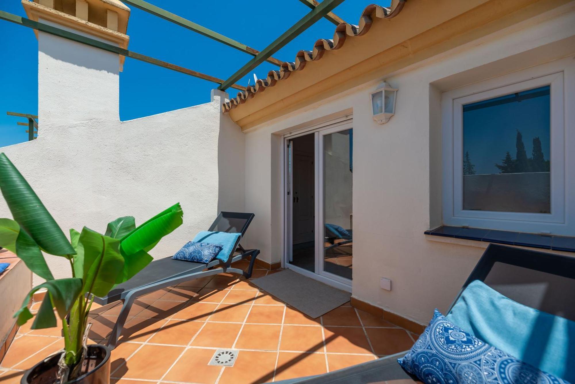 Apartamento Elegant 2 Bdrm Penthouse With Sea Views And Pools *